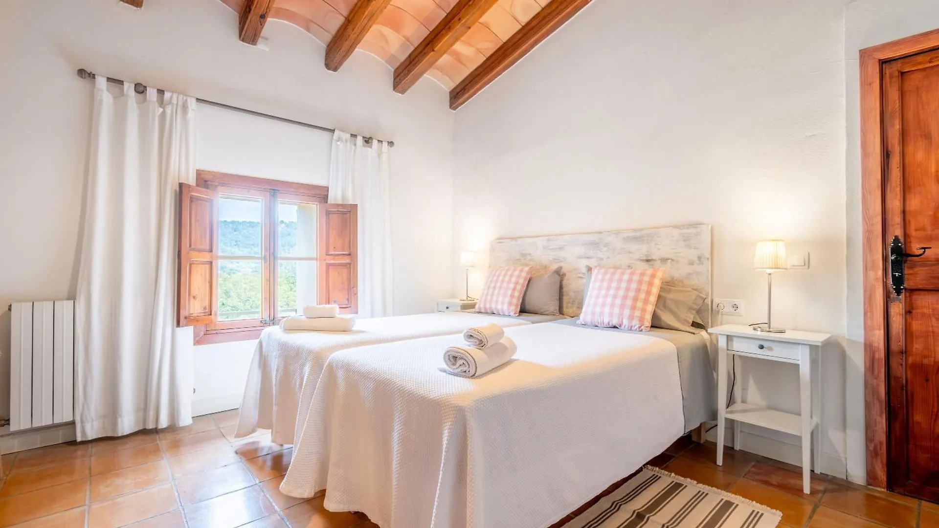 Agroturismo Son Bauzanet Establiments